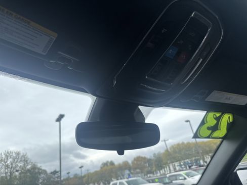 Used 2023 Jeep Grand Cherokee Altitude image 28