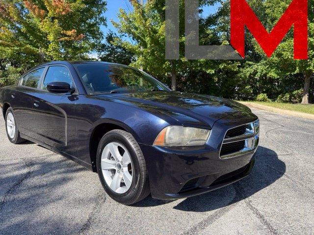 Used 2012 Dodge Charger SE RWD image 1