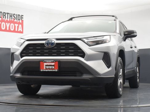 Used 2024 Toyota RAV4 XLE w/ Convenience Package AWD/4WD image 32