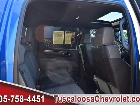 Used 2023 Chevrolet Silverado 1500 ZR2 w/ Technology Package image 25