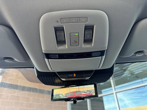 Used 2023 Nissan Ariya FWD image 29