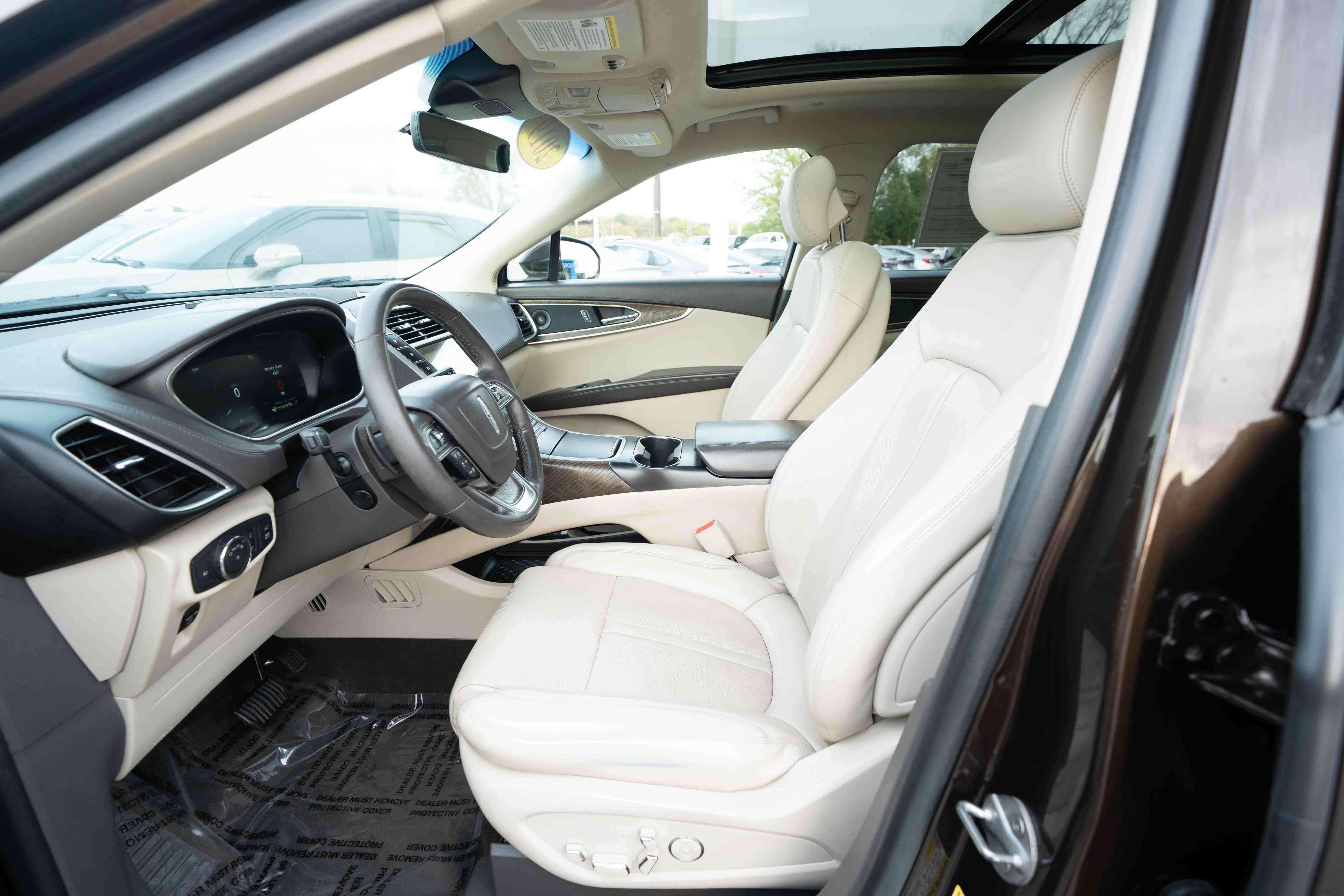 Used 2019 Lincoln Nautilus Reserve AWD/4WD image 9