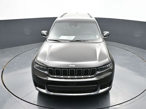 New 2026 Jeep Grand Cherokee L Laredo w/ MOPAR Finishing Package AWD/4WD image 34