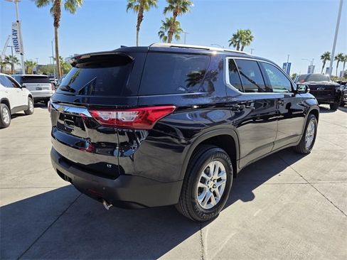Certified 2020 Chevrolet Traverse LT image 6