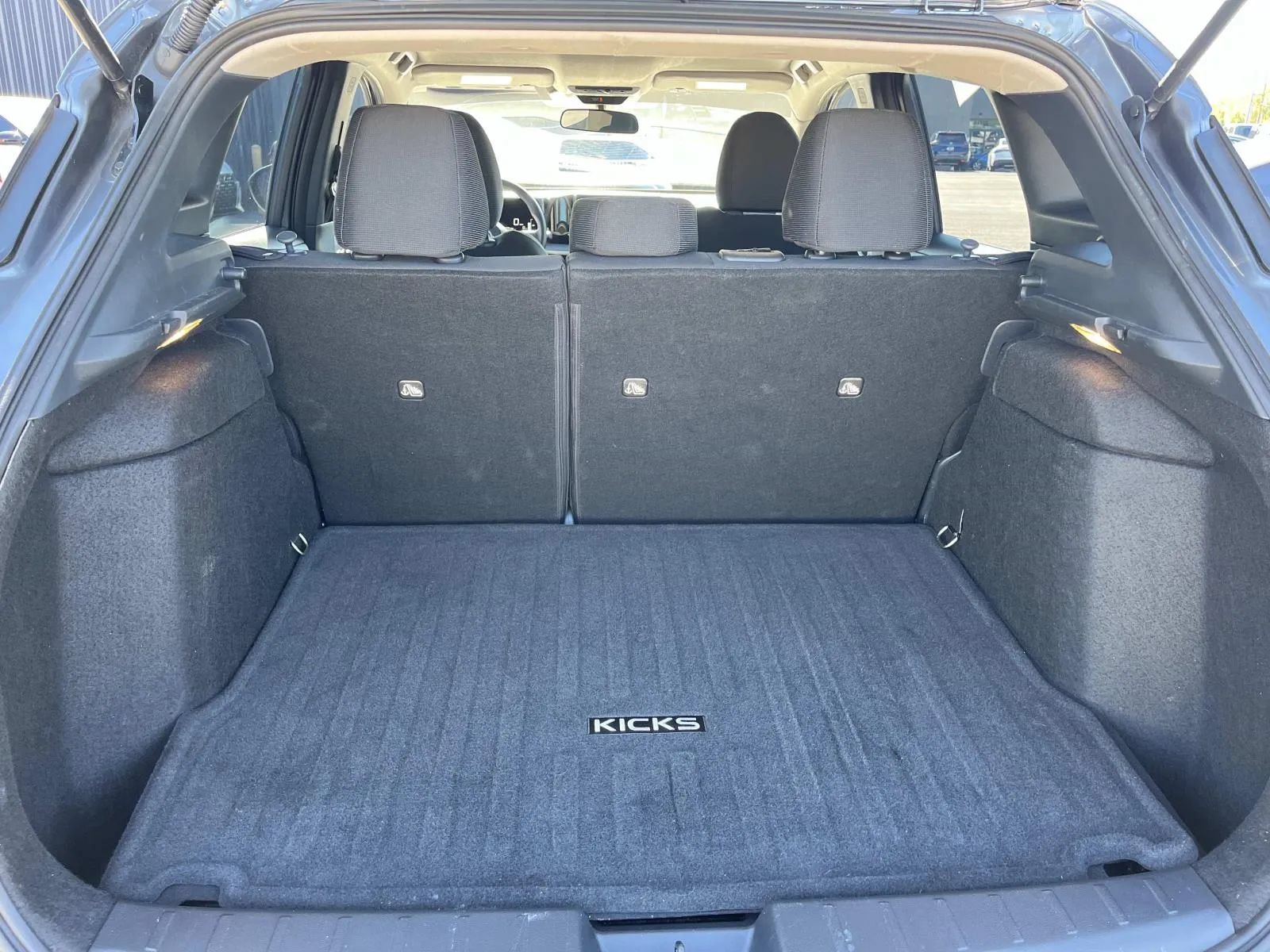 Used 2025 Nissan Kicks S AWD/4WD image 19
