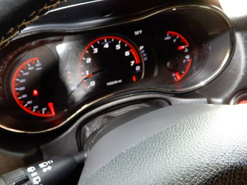 Used 2018 Dodge Durango SRT w/ SRT Interior Appearance Group image 18