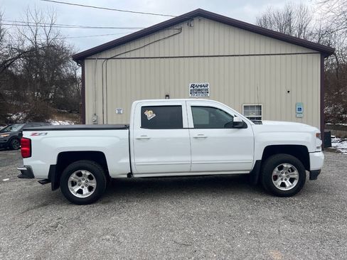 Used 2017 Chevrolet Silverado 1500 LT w/ All Star Edition image 9