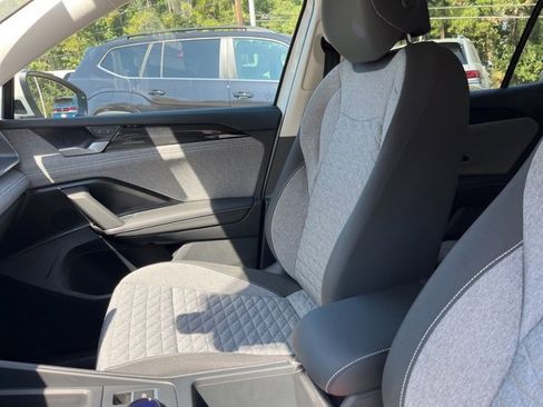 New 2025 Volkswagen Tiguan S image 10