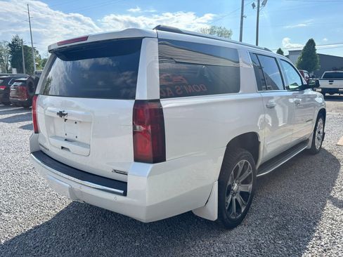 Used 2017 Chevrolet Suburban Premier AWD/4WD image 6
