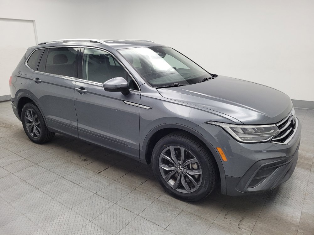 Used 2024 Volkswagen Tiguan SE FWD image 11