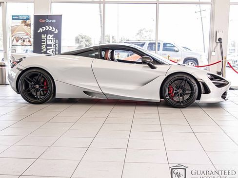 Used 2018 McLaren 720S Luxury image 13