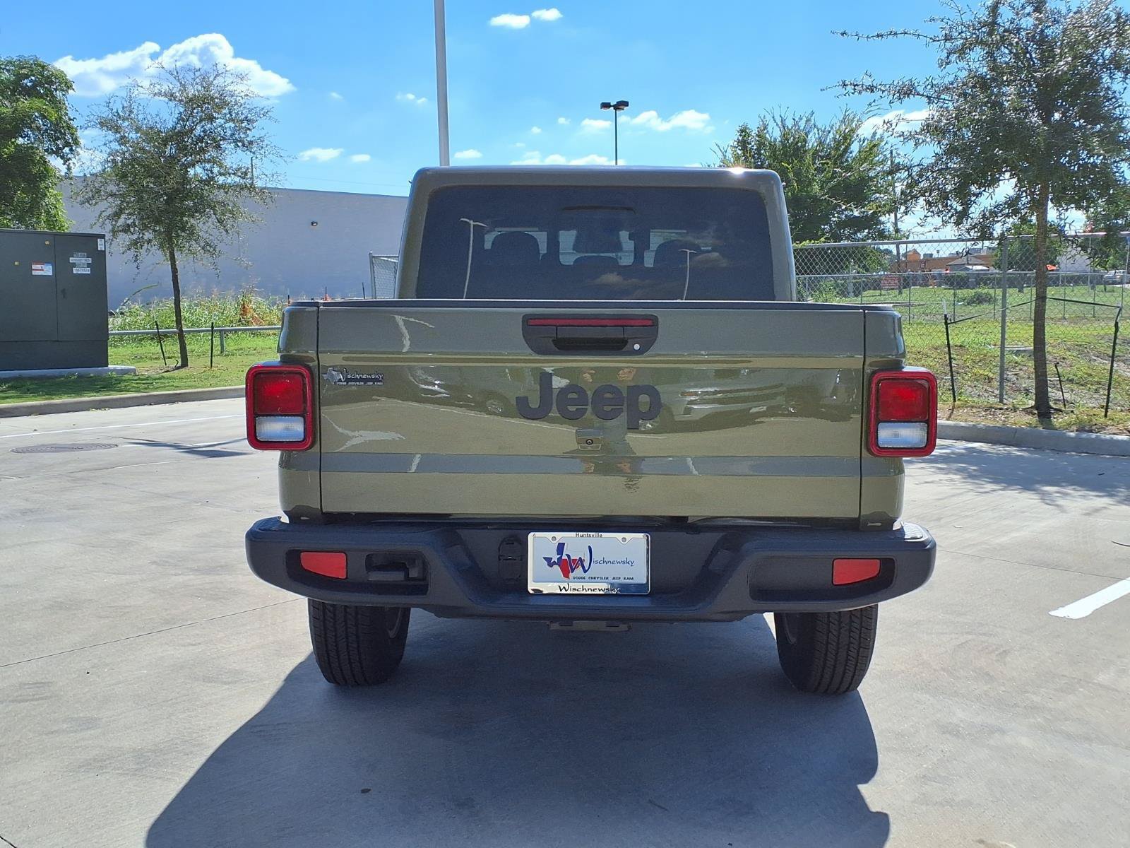 New 2026 Jeep Gladiator Sport AWD/4WD image 7