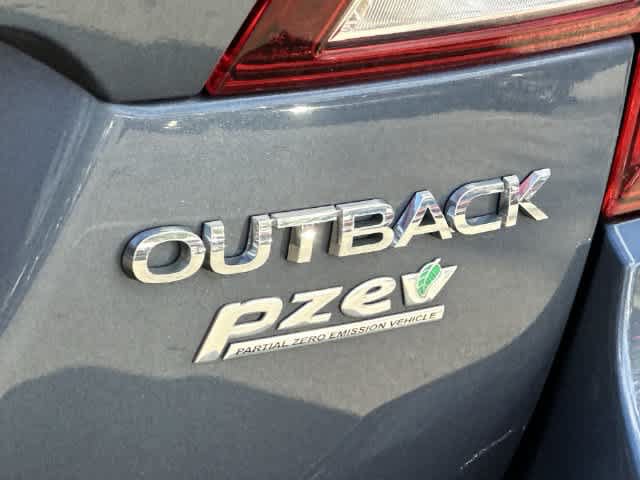 Used 2016 Subaru Outback 2.5i Premium AWD/4WD image 17