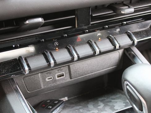 Used 2024 GMC Canyon Elevation w/ Convenience Package image 24