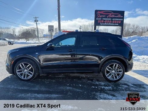 Used 2019 Cadillac XT4 Sport image 2