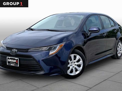 Used 2024 Toyota Corolla LE FWD image 1