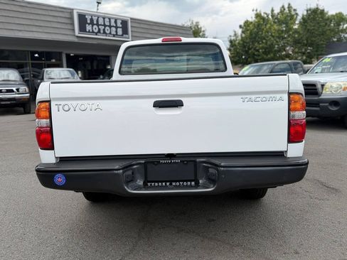 Used 2004 Toyota Tacoma 2WD Regular Cab w/ Enhancement Pkg image 92