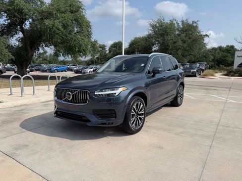 Used 2021 Volvo XC90 T6 Momentum w/ Protection Package Premier AWD/4WD image 2