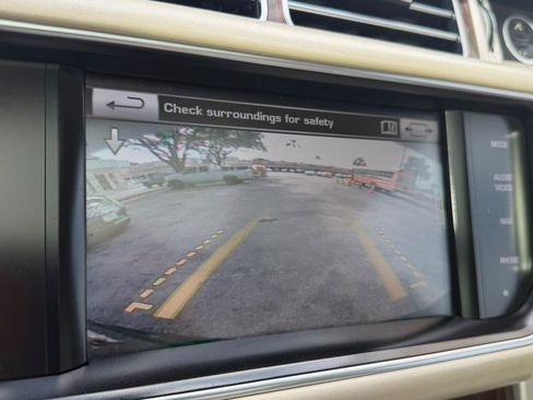 Used 2015 Land Rover Range Rover Long Wheelbase HSE AWD/4WD image 37