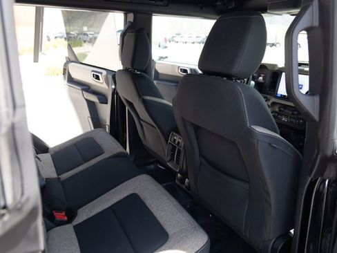Used 2025 Ford Bronco Big Bend AWD/4WD image 18