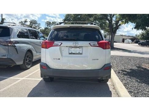 Used 2014 Toyota RAV4 Limited w/ Technology Package FWD image 9