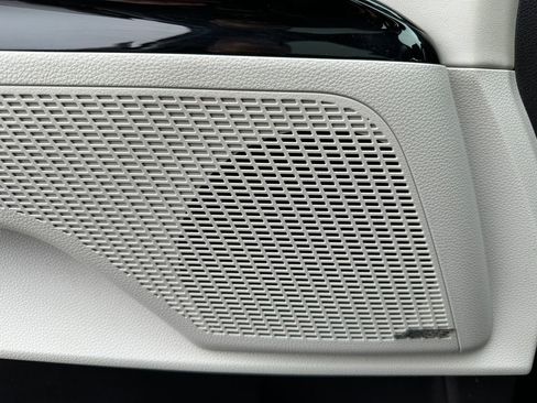 Used 2024 Kia Carnival SX Prestige image 25