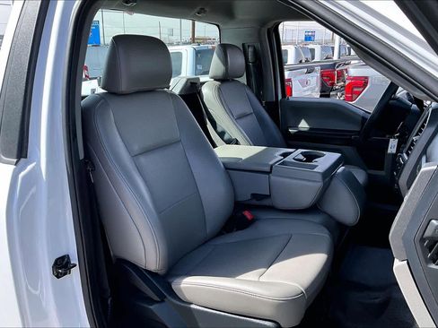 Used 2020 Ford F250 XL w/ Power Equipment Group image 9