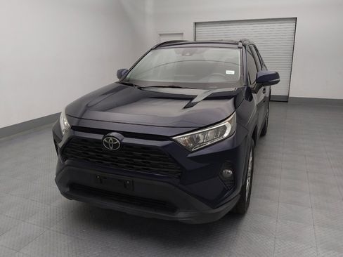 Used 2019 Toyota RAV4 XLE Premium FWD image 15