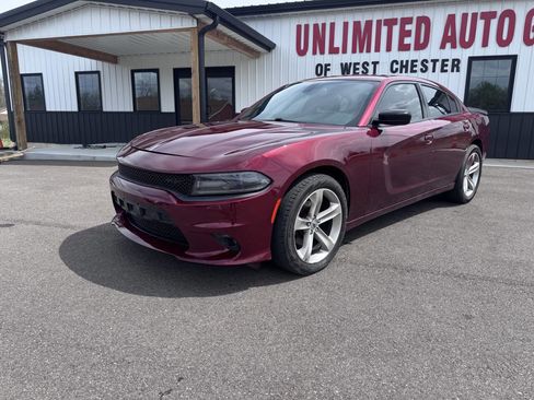 Used 2018 Dodge Charger GT w/ Blacktop Package image 3