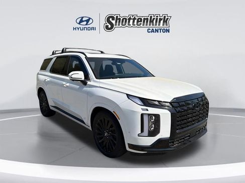 Used 2024 Hyundai Palisade Calligraphy image 3