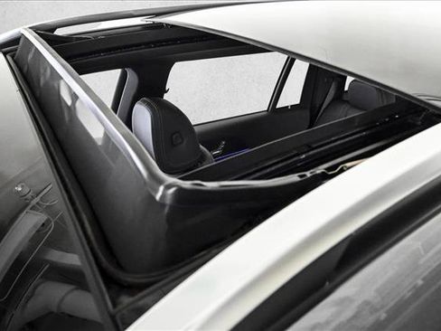 Certified 2025 Mercedes-Benz GLS 450 4MATIC image 22