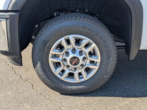 New 2026 GMC Sierra 2500 Pro w/ Convenience Package RWD image 16