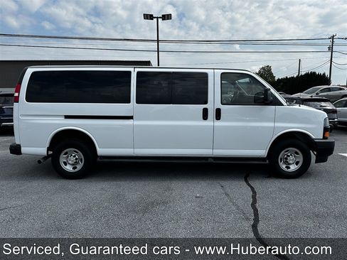 Used 2023 Chevrolet Express 3500 LS RWD image 4