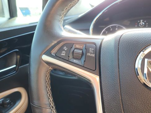 Used 2018 Buick Encore Premium image 23