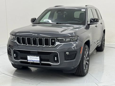 Used 2022 Jeep Grand Cherokee L Overland w/ Advanced Protech Group III image 1