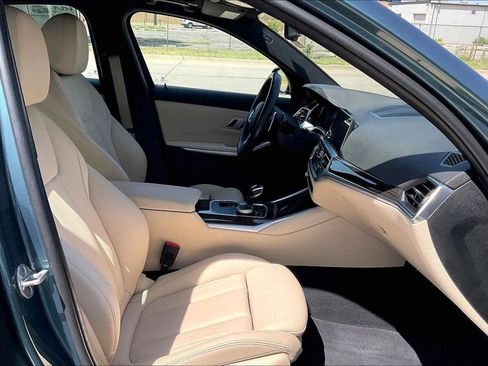 Used 2020 BMW 330i xDrive Sedan w/ Premium Package AWD/4WD image 7