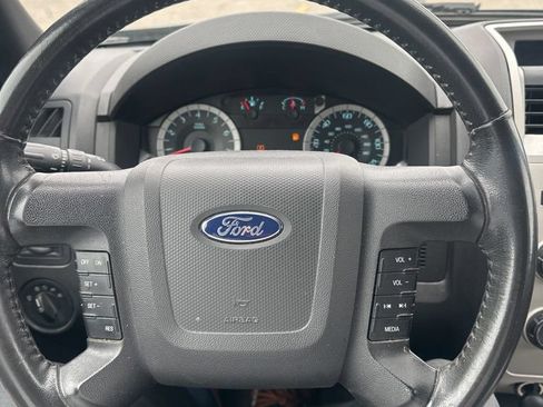 Used 2011 Ford Escape XLT w/ Class II Trailer Tow Pkg AWD/4WD image 14