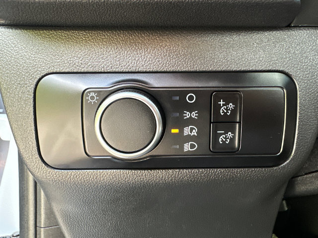 Used 2025 Ford Escape ST-Line AWD/4WD image 30