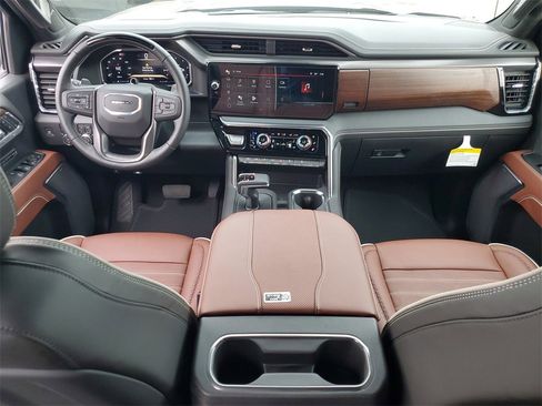 Used 2026 GMC Sierra 1500 Denali Ultimate image 10