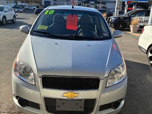 Used 2010 Chevrolet Aveo5 LS image 1