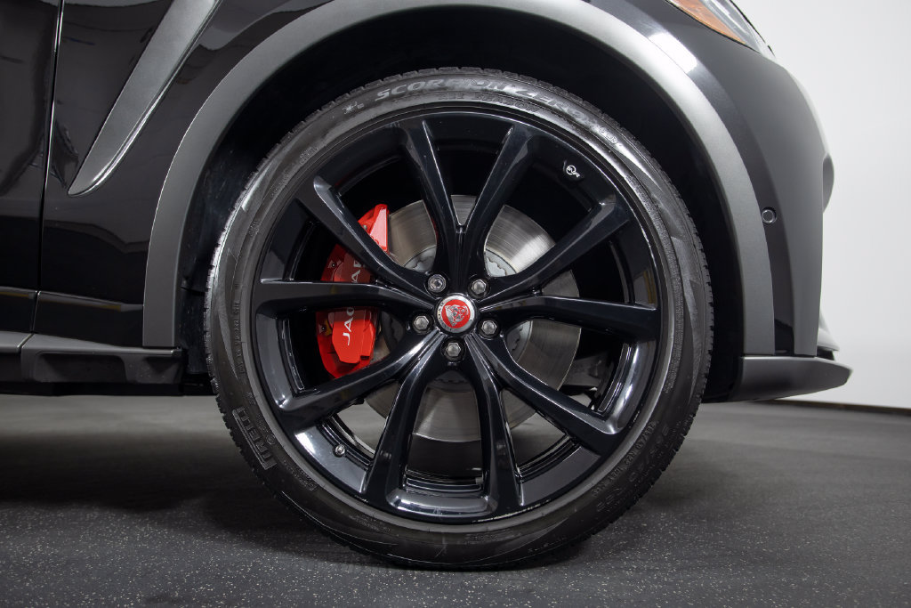 Used 2020 Jaguar F-PACE SVR AWD/4WD image 18