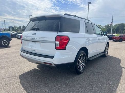Certified 2024 Ford Expedition XLT AWD/4WD image 4