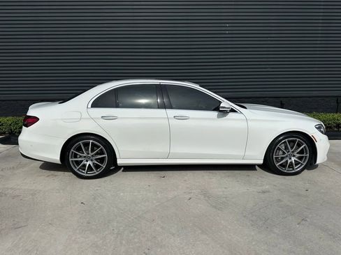 Used 2022 Mercedes-Benz E 350 Sedan image 10