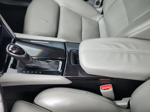 Used 2016 Cadillac XTS Premium w/ Driver Assist Package FWD image 32