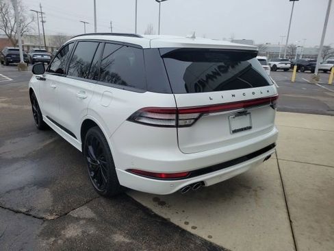 Certified 2024 Lincoln Aviator Black Label w/ Jet Package image 17