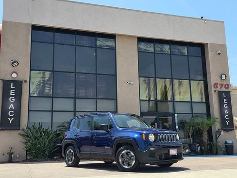 Used 2018 Jeep Renegade Sport w/ Power & Air Group image 2