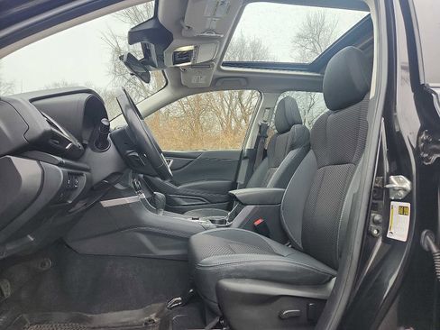 Used 2023 Subaru Forester Premium image 13