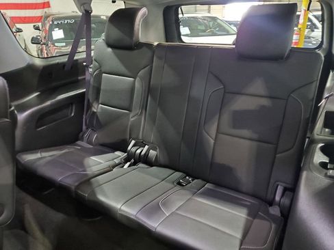 Used 2017 Chevrolet Suburban Premier image 31