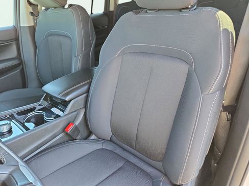 Used 2023 Jeep Grand Cherokee Laredo image 16