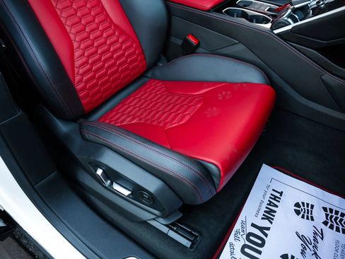 Used 2021 Lamborghini Urus AWD/4WD image 30
